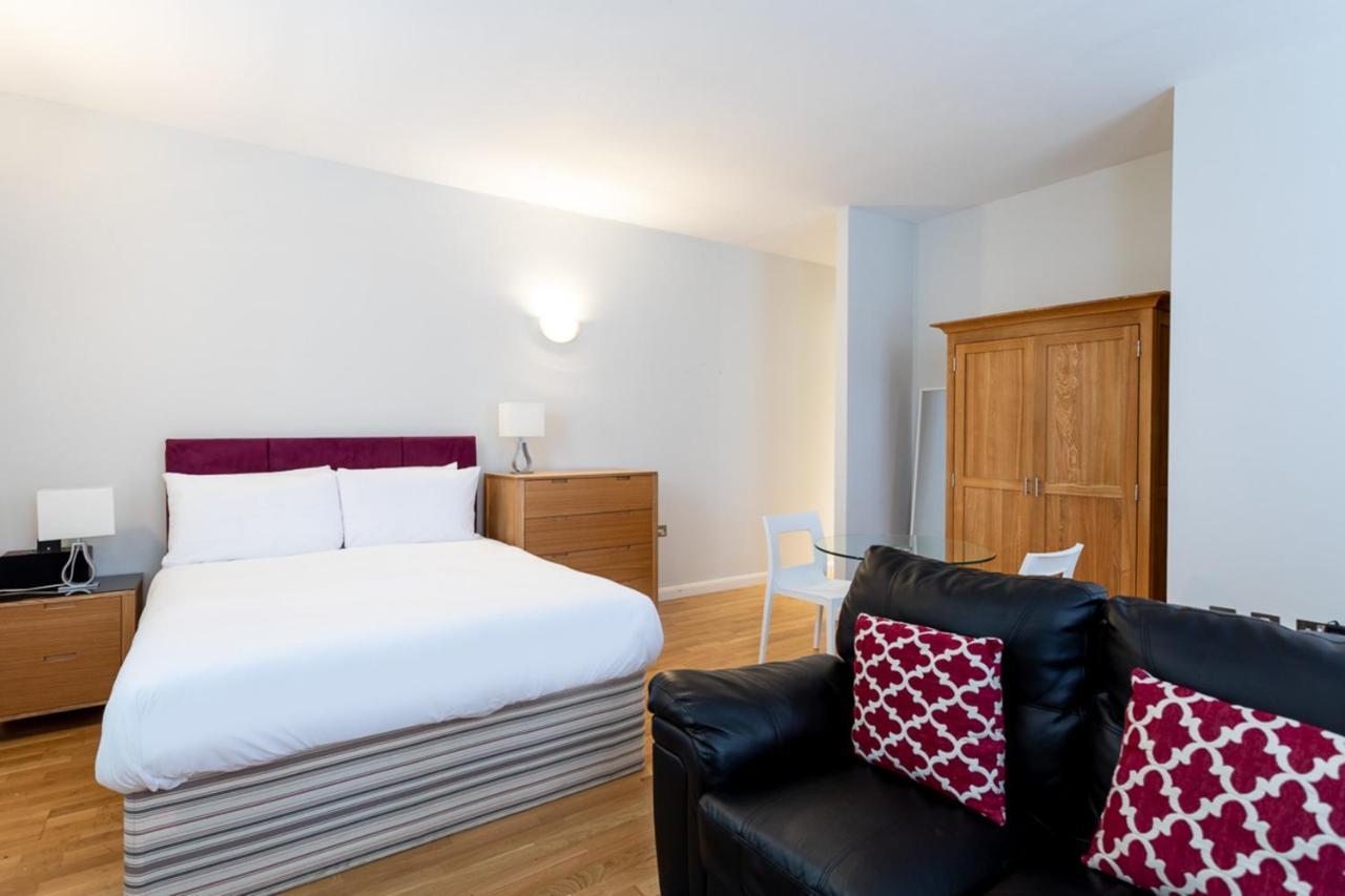 לונדון Groveland Court Apartment 1 מראה חיצוני תמונה